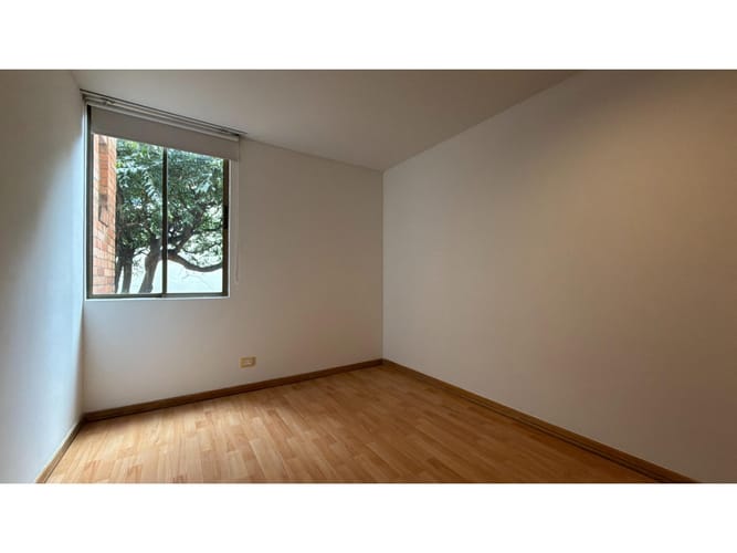 Apartamento de 3 alcobas en venta en Cedritos, Bogotá, 91 m² · foto 10 de 19
