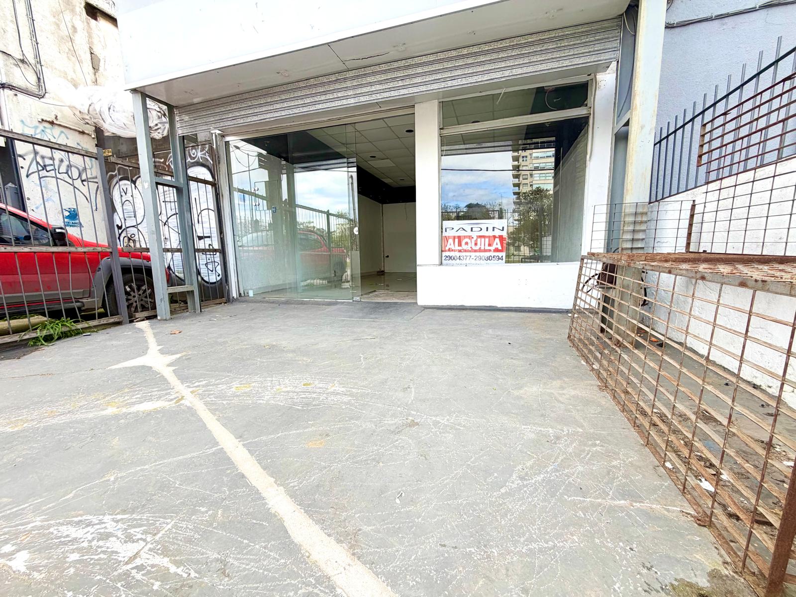 Local Comercial en Alquiler · Foto 6