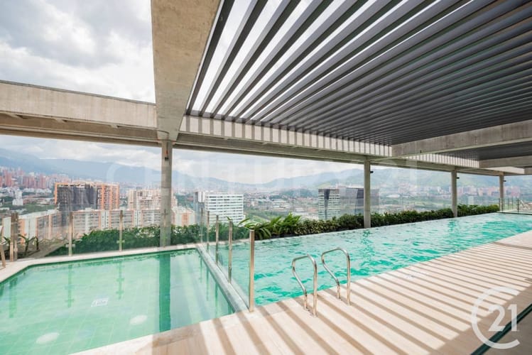 Apartamento de 1 alcoba en arriendo en Simesa, Medellín, 73 m² · foto 10 de 17