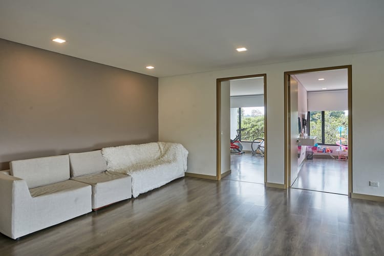 Casa de 5 alcobas en venta en Las Palmas, Envigado, 591 m² · foto 15 de 20