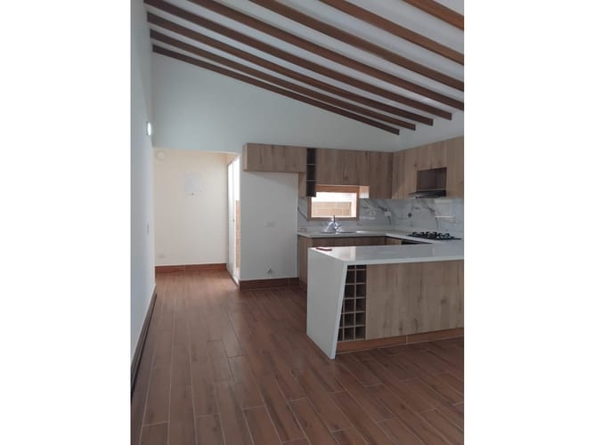 Apartamento de 3 alcobas en arriendo en Calasanz, Medellín, 100 m² · foto 3 de 24
