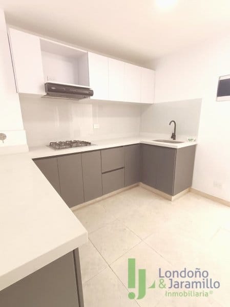 Casa de 3 alcobas en venta en La Gloria, Medellín, 90 m² · foto 5 de 20