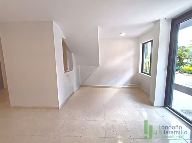 Casa de 3 alcobas en venta en La Gloria, Medellín, 90 m² · foto 9 de 20