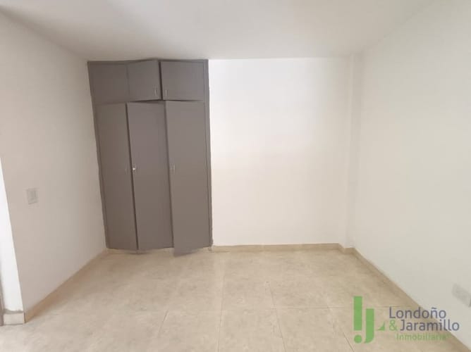 Casa de 3 alcobas en venta en La Gloria, Medellín, 90 m² · foto 17 de 20