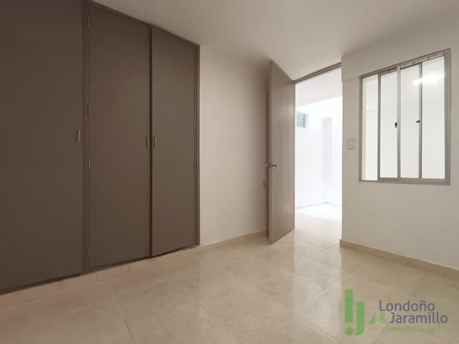 Casa de 3 alcobas en venta en La Gloria, Medellín, 90 m² · foto 18 de 20