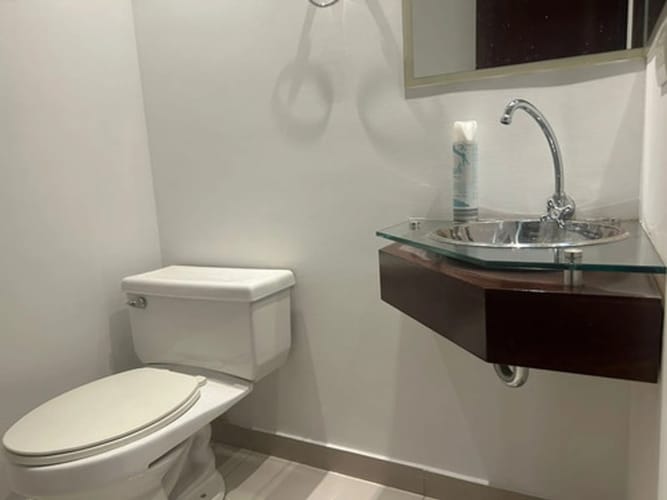 Apartamento de 3 alcobas en venta en Santa Barbara Occidental, Bogotá, 161 m² · foto 18 de 22