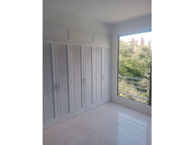 Apartamento de 3 alcobas en venta en Valle Del Lili, Cali, 190 m² · foto 11 de 13