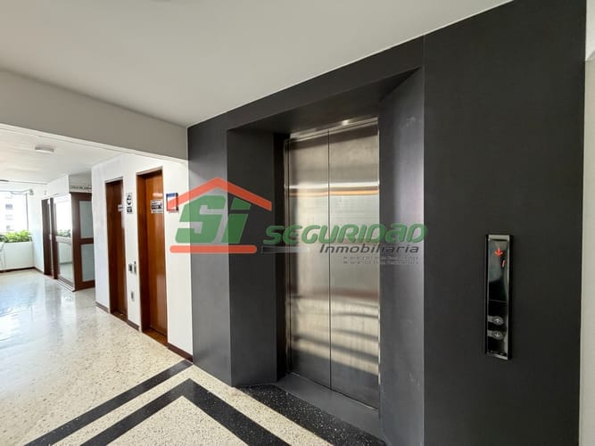 Oficina en arriendo en Sotomayor, Bucaramanga, 26 m² · foto 6 de 8