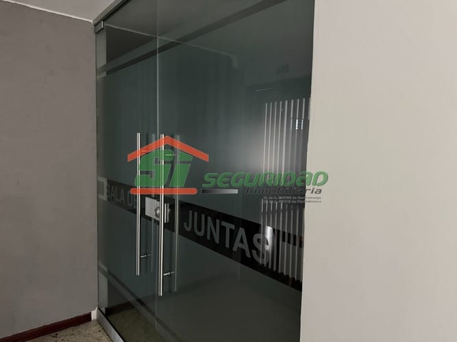 Oficina en arriendo en Sotomayor, Bucaramanga, 26 m² · foto 7 de 8