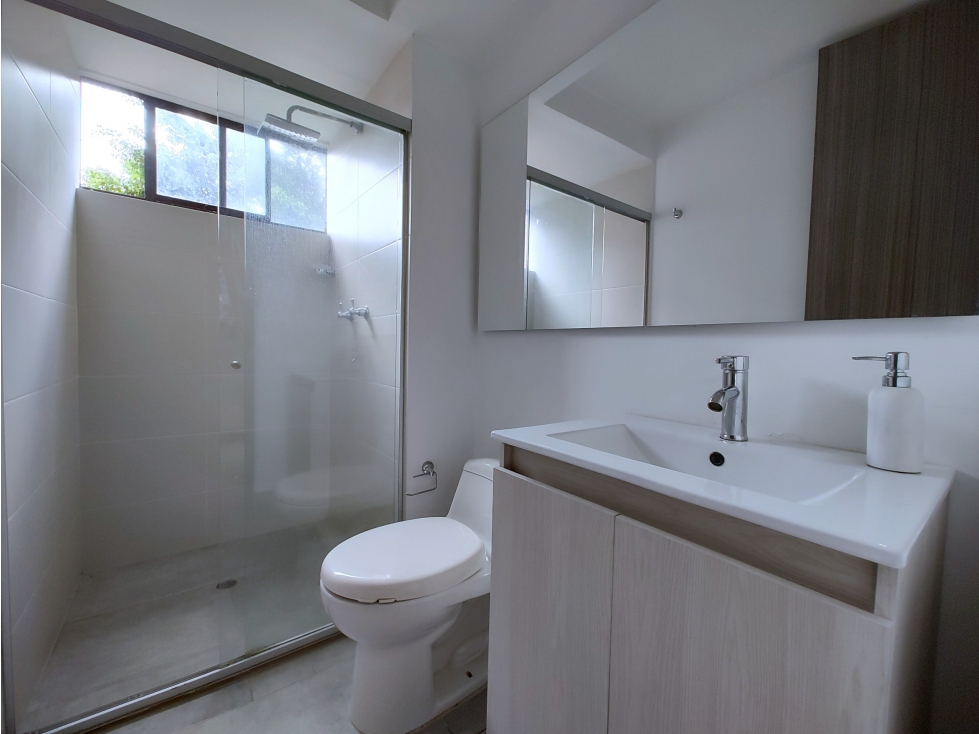 Apartamento en arriendo en La Frontera, Envigado · foto 9 de 14