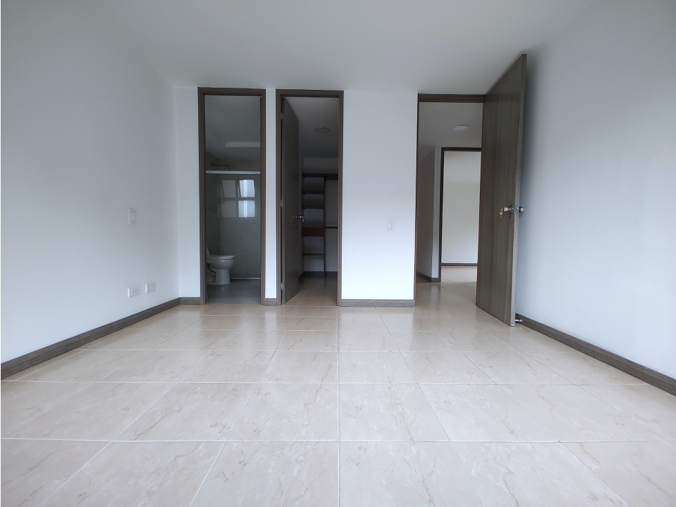 Apartamento en arriendo en La Frontera, Envigado · foto 12 de 14