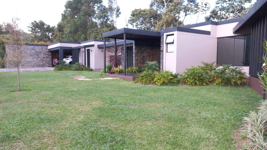 Casa de 3 alcobas en venta en Guamito, La Ceja · foto 2 de 24
