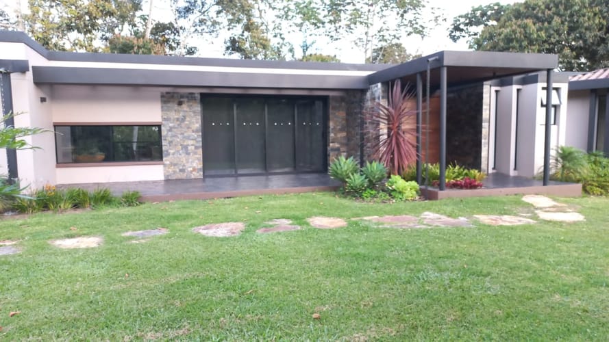 Casa de 3 alcobas en venta en Guamito, La Ceja · foto 4 de 24