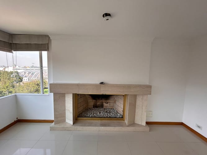 Apartamento de 3 alcobas en venta en Unicentro Bogotá, Bogotá, 215 m² · foto 9 de 15