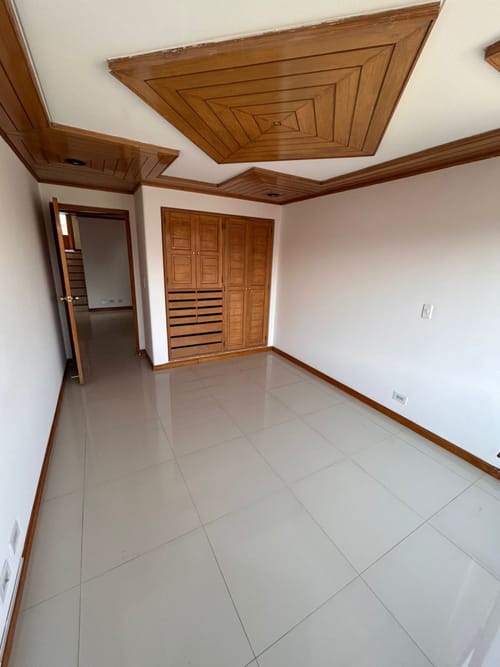 Apartamento de 3 alcobas en venta en Unicentro Bogotá, Bogotá, 215 m² · foto 13 de 15