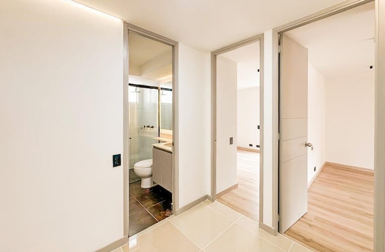Apartamento de 3 alcobas en venta en El Poblado, Medellín, 116 m² · foto 5 de 13