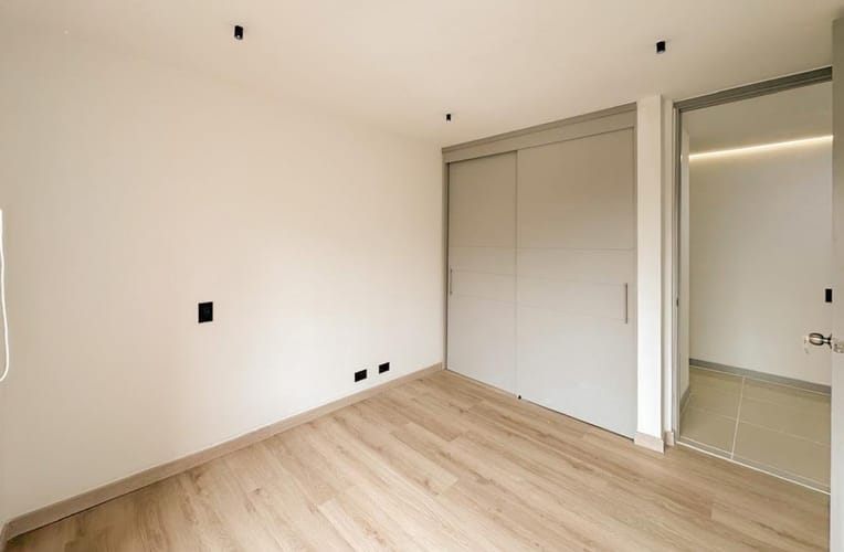 Apartamento de 3 alcobas en venta en El Poblado, Medellín, 116 m² · foto 7 de 13