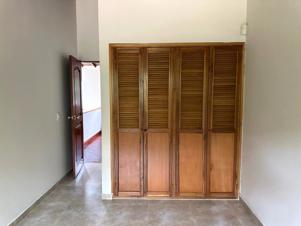 Casa en arriendo en Loma Del Esmeraldal, Medellín · foto 6 de 19