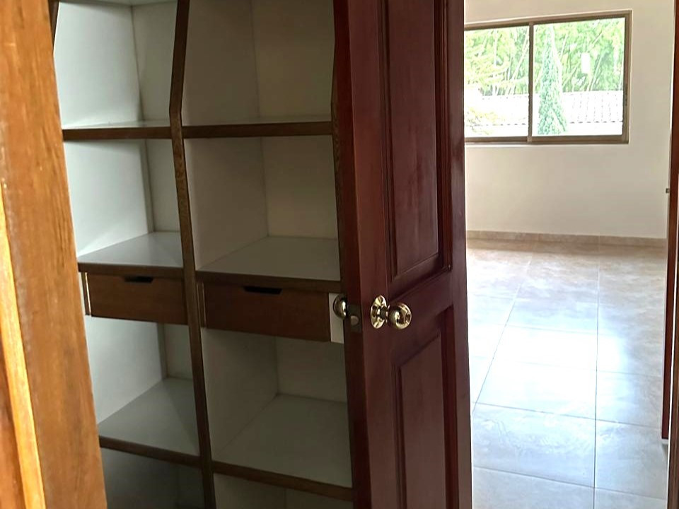 Casa en arriendo en Loma Del Esmeraldal, Medellín · foto 10 de 19