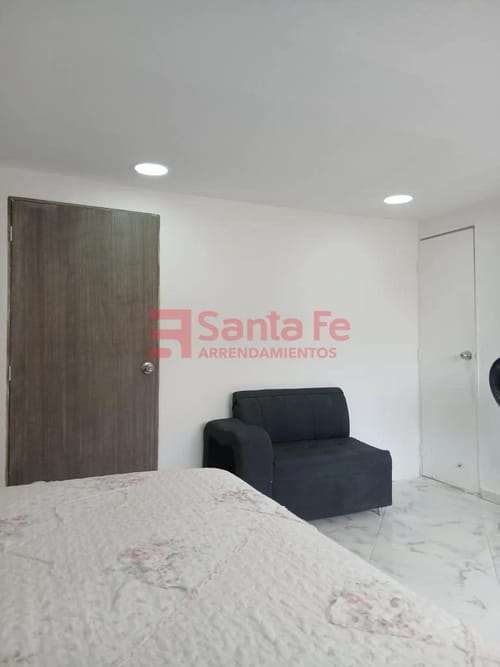 Apartamento en arriendo en La Gloria, Medellín, 27 m² · foto 5 de 7