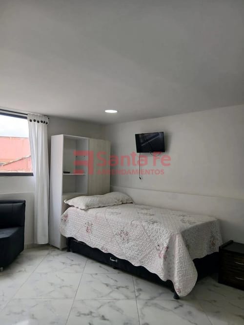 Apartamento en arriendo en La Gloria, Medellín, 27 m² · foto 6 de 7