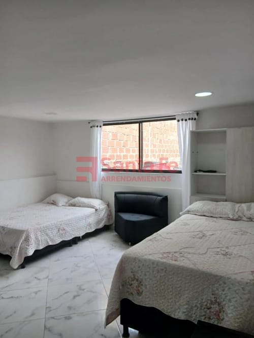 Apartamento en arriendo en La Gloria, Medellín, 27 m² · foto 7 de 7