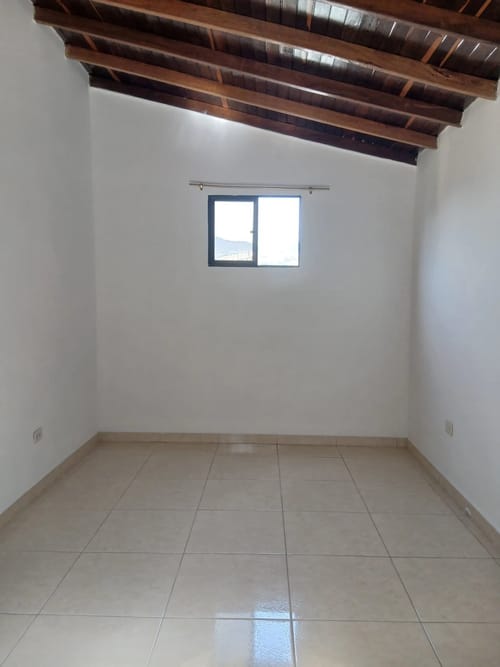 Apartamento de 3 alcobas en arriendo en San Isidro, Medellín, 82 m² · foto 8 de 10