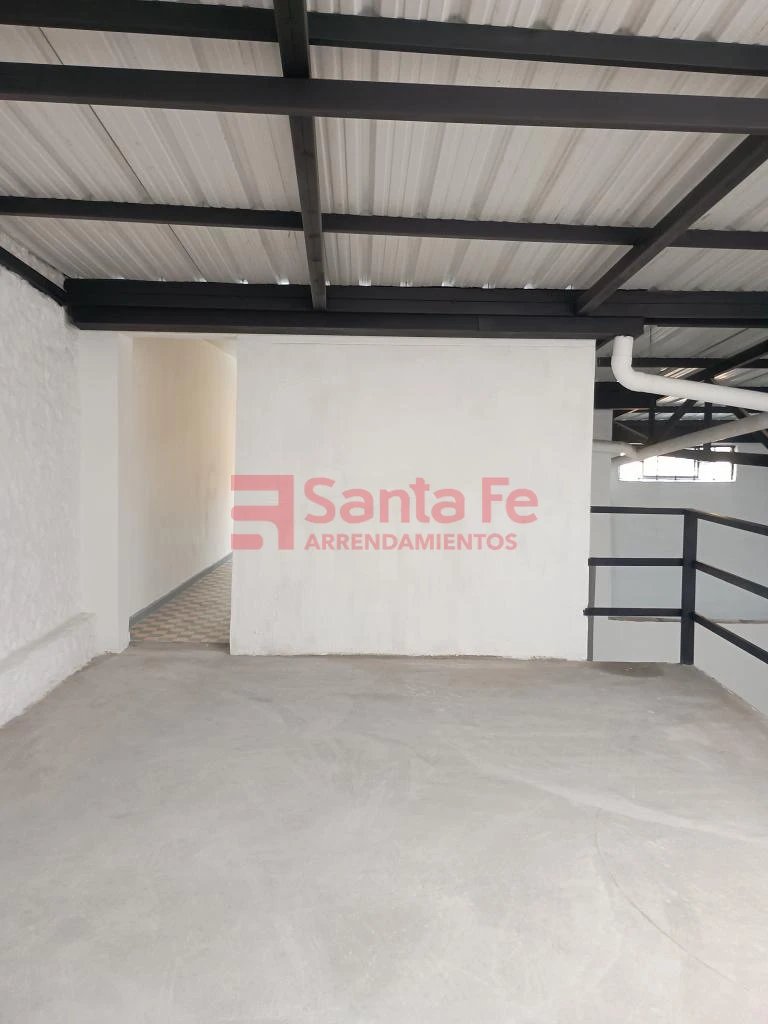 Casa en arriendo en Bombona No.1, Medellín · foto 8 de 10