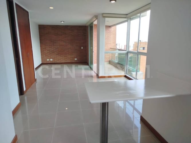 Apartamento de 1 alcoba en arriendo en Las Lomas, Medellín, 47 m² · foto 3 de 19