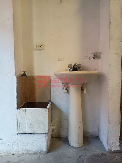 Bodega en arriendo en Trinidad, Medellín, 76 m² · foto 7 de 10