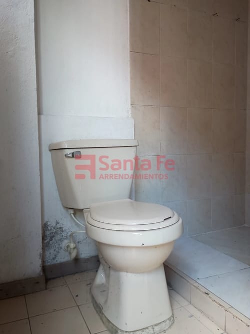 Bodega en arriendo en Trinidad, Medellín, 76 m² · foto 8 de 10