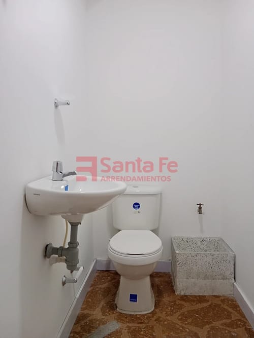 Local en arriendo en Villanueva, Medellín, 48 m² · foto 4 de 6