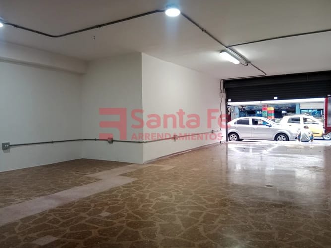 Local en arriendo en Villa Nueva, Medellín, 75 m² · foto 2 de 7
