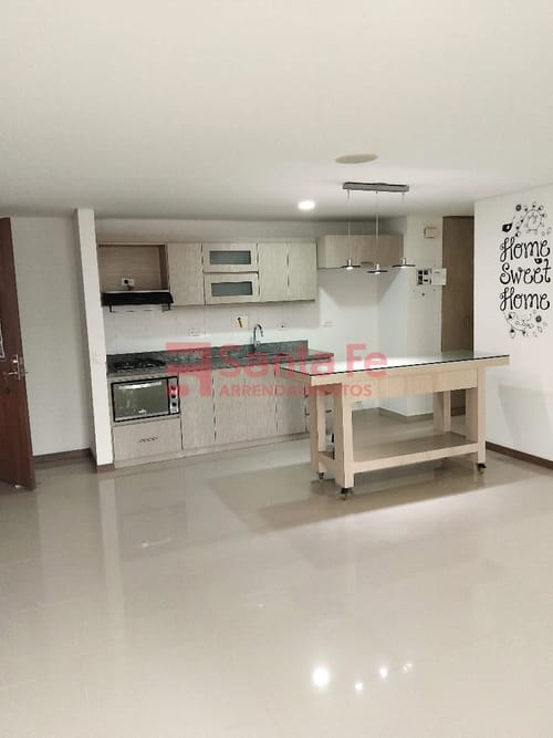 Apartamento de 3 alcobas en arriendo en Loma Del Esmeraldal, Envigado, 90 m² · foto 7 de 10