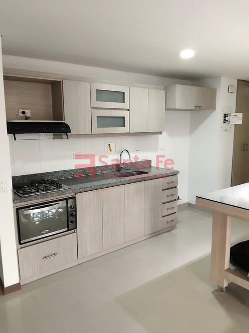 Apartamento de 3 alcobas en arriendo en Loma Del Esmeraldal, Envigado, 90 m² · foto 8 de 10