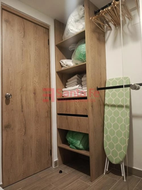 Apartamento en arriendo en La Floresta, Medellín, 20 m² · foto 7 de 9