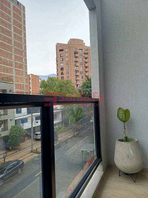 Apartamento en arriendo en La Floresta, Medellín, 20 m² · foto 9 de 9