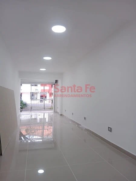 Local en arriendo en Suramericana, Medellín, 40 m² · foto 2 de 7