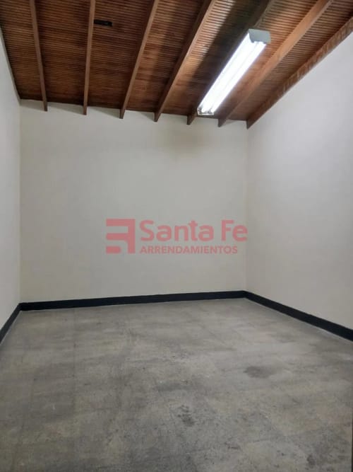 Local en arriendo en Conquistadores, Medellín, 220 m² · foto 4 de 10