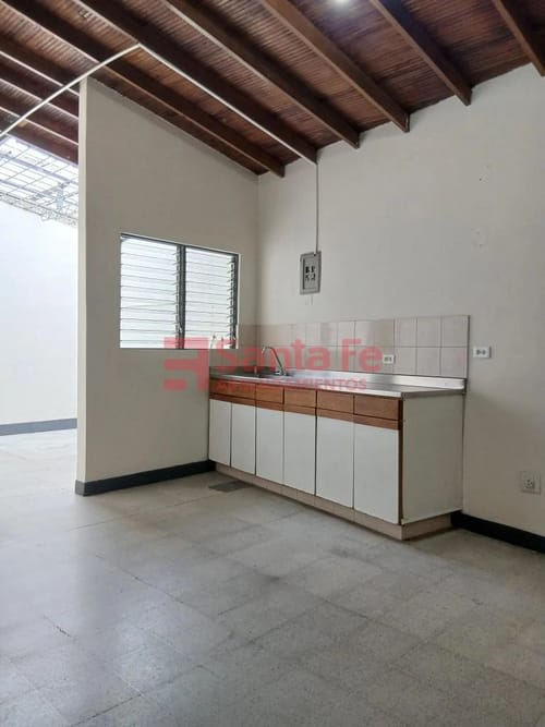 Local en arriendo en Conquistadores, Medellín, 220 m² · foto 7 de 10