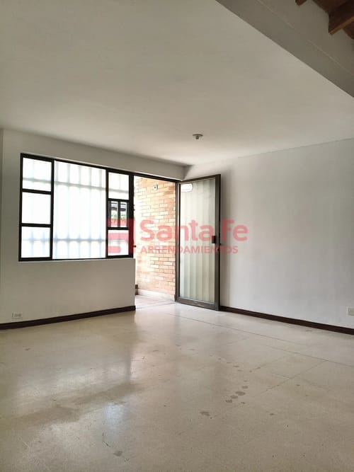 Oficina en arriendo en Conquistadores, Medellín, 38 m² · foto 4 de 8