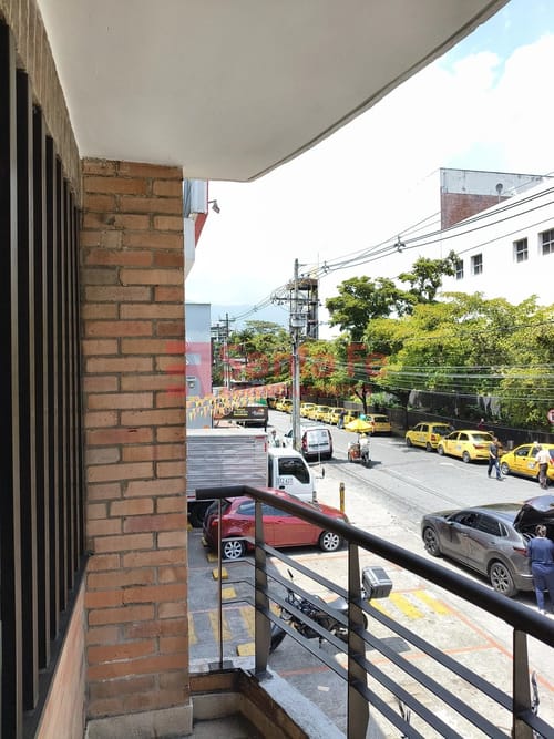 Oficina en arriendo en Conquistadores, Medellín, 38 m² · foto 8 de 8