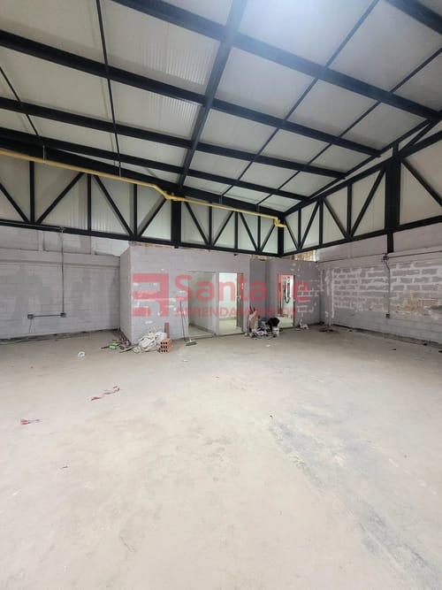 Bodega en arriendo en Caqueta, La Estrella, 570 m² · foto 3 de 6