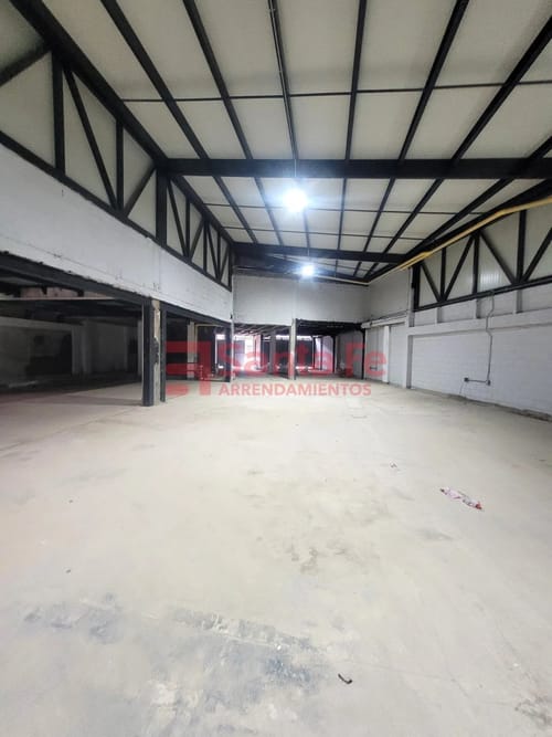Bodega en arriendo en Caqueta, La Estrella, 570 m² · foto 4 de 6