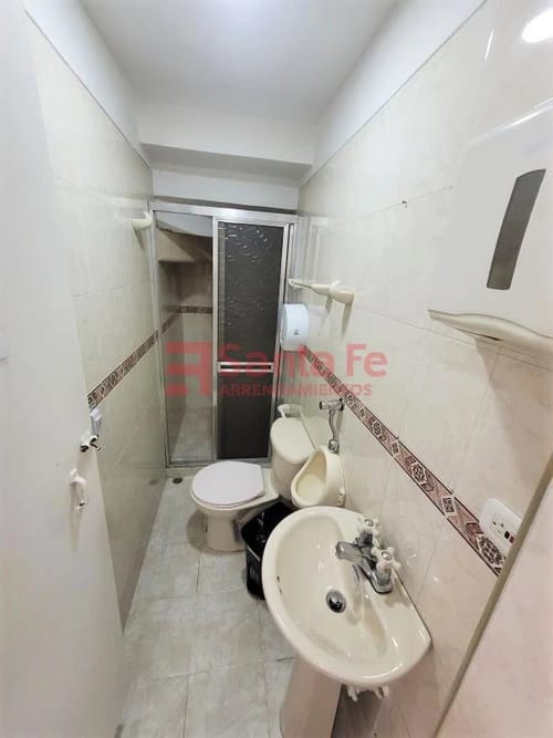 Casa de 5 alcobas en arriendo en Rodeo Alto, Medellín, 120 m² · foto 4 de 10