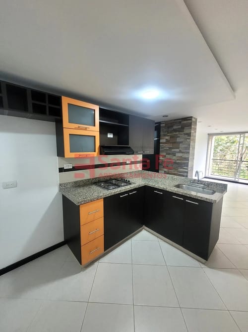 Apartamento de 2 alcobas en arriendo en Casa Jardin, Itagüí, 65 m² · foto 6 de 10