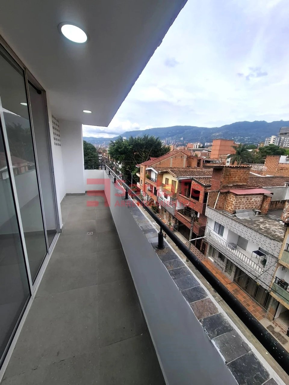 Apartamento en arriendo en Alcala, Envigado · foto 3 de 10