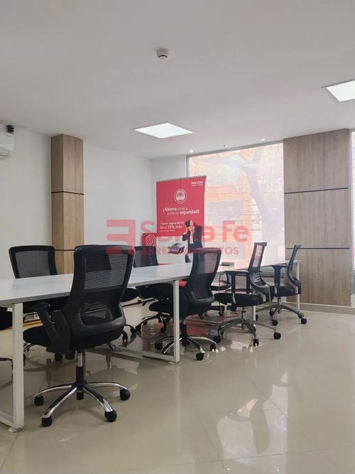 Oficina en arriendo en Suramericana, Medellín, 75 m² · foto 3 de 4