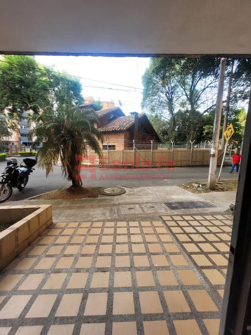 Local en arriendo en Villa Santa Teresa, Envigado, 25 m² · foto 9 de 9