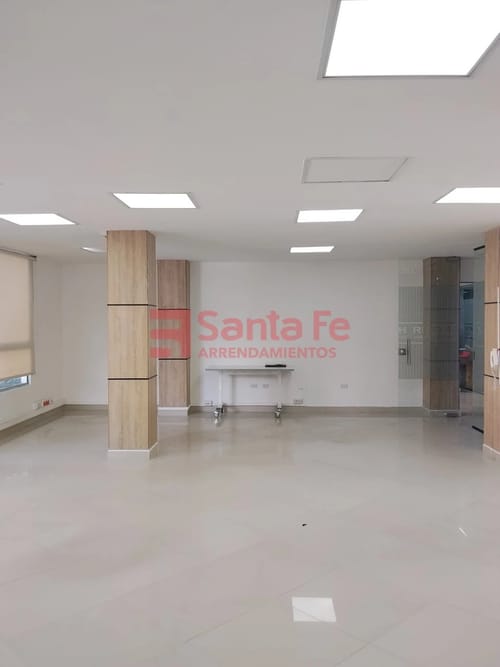 Oficina en arriendo en Suramericana, Medellín, 85 m² · foto 3 de 6